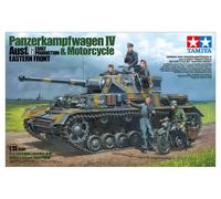 TAMIYA 25209 1:35 Panzerkampfwagen IV Ausf G. Early Production & Motorcycle East