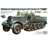 TAMIYA 35239 1:35 German 18-Ton Heavy Half-Track FAMO - 8 figures