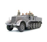 TAMIYA 35239 1:35 German 18-Ton Heavy Half-Track FAMO - 8 figures
