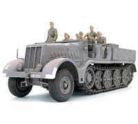 TAMIYA 35239 1:35 German 18-Ton Heavy Half-Track FAMO - 8 figures