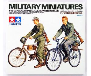Tamiya 35240 German Soldiers on Bicycles (1:35 Scale)