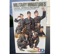 Tamiya 35354 German Wehrmacht Tank Crew Set 1:35 Scale Kit