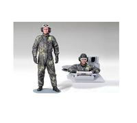 Tamiya 36309 - 1/16 Figure/Model Kit Bundeswehr Tank Commander - New