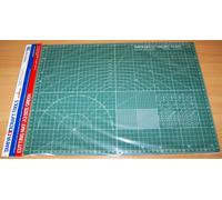 Tamiya Cutting Mat 74076 A3 Green with Graph Lines