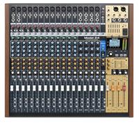 TASCAM MODEL 24 Digital Multitrack Recorder 24 tracks