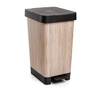 TATAY Kitchen Waste Bin with pedal-operated opening, capacity 25 litres. Ergonomic design, narrow and high, perfect for optimizing space. Made of polypropylene. Measures 26 x 36 x 47 cm