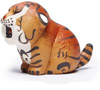 Tea Pet，Tea Ceremony Clay Sculpture Little Tiger Tea Pet, Hand-Carved, Naive, Pouring with Tea, Suitable for Business Gifts