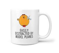 TeHeGifts Easily Distracted by Model Plane Mug - 11oz Ceramic Coffee Cup for Aviation Fans - Funny Gift for Model Plane Collectors - UK