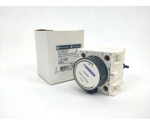 Telemecanique LADR0 038614 Time Delay Block