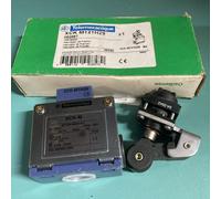 Schneider Electric Limit Switch - XCKM121H29