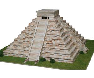 Temple of Kukulcan, Chichen Itza, Mexico Sec. XII Pcs 4500 1:175 Model 1270