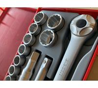 Teng TT1218 1/2" Drive Metric 12 Point Socket & Speed Ratchet Set in Tool Box