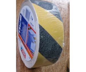 tesa 60951 Hazard Warning Black and Yellow Anti Slip Tape, 50 mm x 15 m RRP £74