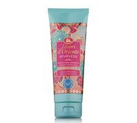 Tesori d'Oriente - Ayurveda Shower Cream with Notes of Amla and Patchouli, Gently Cleanses the Skin and Gives Radiance and Softness, 250 ml