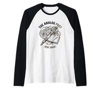 THE Analog Poet | Fountain Pen & Book Retro Badge Design Raglan Baseball Tee