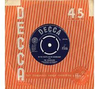 The Bachelors - In The Chapel In The Moonlight / The Old Wishing Well [7" Vinyl]