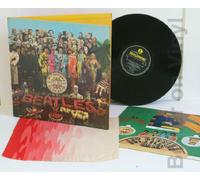 THE BEATLES - Sgt. Peppers Lonely Hearts Club Band