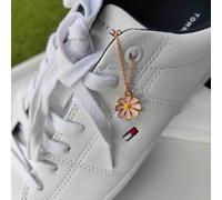 The Colourful Aura Daisy Sunflower Dangle Shoe Lace Sneaker Accessories Summer Floral Skate Charm in Pink The Colourful Aura Pink One Size