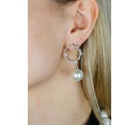 The Colourful Aura Gold Hexagon Freshwater White Pearl Drop Stud Earring In Silver Silver