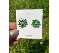 The Colourful Aura Women's Colourful Daisy Sun Flower Floral Stud Earrings in Green
