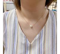 The Colourful Aura Women's Gold Silver Plated Single White Pearl Minimalist Floating Pendant Necklace The Colourful Aura Gold One Size