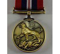 The Commemorative Coin Company Bronze Full Size Replica WW2 War Medal 1939-1945 with Ribbon, George VI