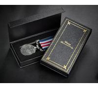 The Commemorative Coin Company Our 60th Diamond Wedding Anniversary Medal - Long/Distinguished Service, Bravery in the Field. Box. Gift/Present Husband/Wife 60 Years. Silver.