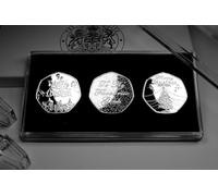 The Commemorative Coin Company Trio of MERRY CHRISTMAS Silver Commemoratives, Case & Gift Box. Favourite Gonk! Xmas Gift/Present Snowman/Gonk/Santa