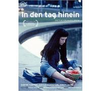The Days Between ( In den Tag hinein )