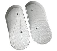 The fitness machine footboard has a textured surface design for safe use and is suitable for elliptical trainers and steer masters. Non-slip pedal on elliptical machine