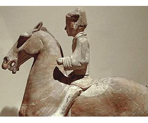 The Han Emperors and Xiongnu at War