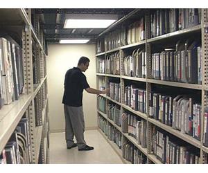 The Human Side of Lean Manufacturing at TECHNICOLOR [DVD]