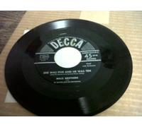 The Jones Boy / She Was Five and He Was Ten 45 rpm