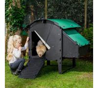 The Nestera Medium Lodge - 5 Hen House - Recycled Plastic - 25 Year Warranty