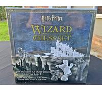 THE NOBLE COLLECTION HARRY POTTER WIZARD CHESS SET X32 PIECES FACTORY SEALED