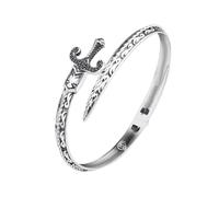 The sturdy Jesus Snake is intricately carved to enhance your look with its mysterious charm