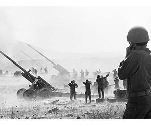 The Suez Crisis and Cold War in the Desert