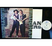 The Vaughan Brothers - The Vaughan Brothers - Family Style - Epic - 467014 1