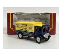The Village Collection Fyffes Bananas Cameo From Corgi VCC05D S6