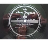 Three Degrees - Three Degrees Magic In The Air flexi Sound For Industry SFI423 M 1979 flexi