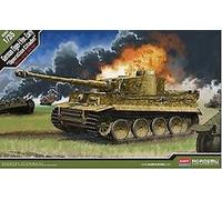 Tiger I Early Operation Citadel Tank 1:35 Plastic Model Kit ACADEMY