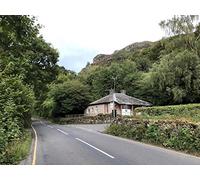 TNXEV Beautiful Derwentwater in England DIY 5D Diamond Painting by Number Unique Kits Home Wall Decor Crystal Rhinestone Wall Decor Cross Stitch 50x60cm