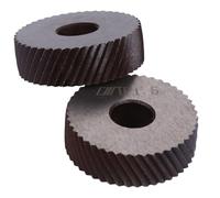 TOMETURE 2 Pcs 1.5mm Diagonal Pivot Head Knurling Tool Set for Lathe with Dual Knurl Wheels, Linear Pitch Knurl Cutter for Mechanical Surface Pattern Processing