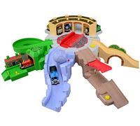 Tomica Thomas suspenseful yard