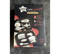 Tommee Tippee Baby Healthcare and Grooming Kit, 9x Essential Newborn Care...