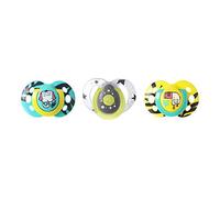 Tommee Tippee Day and Night Pacifier, 6-18 Months, Symmetrical Baglet, BPA-Free Binkies, Colors And Designs May Vary, Pack of 3