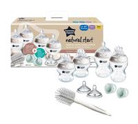 Tommee Tippee Natural Start Glass Newborn Starter Set, 150ml and 250ml Anti-Colic Baby Bottles, Slow and Medium Flow Breast-Like Teats for a Natural Latch, Self-Sterilising