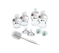 Tommee Tippee - Natural Starter Set for Newborns, Anti-Colic Baby Bottles (150 & 260 ml), Breast-like Teat (Medium), Self-Sterilising & Accessories
