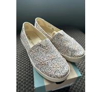 TOMS Avalon canvas shoes pastel mini leopard print UK Size 3EU 35.5 new in box