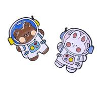 TOVINANNA Brooches Creative Space Theme 2pcs Cartoon Astronaut Bear Shaped for Clothes Pin Badges Deform and Break Resistance, Lightweight Decorative Accessories for Party or Everyday Wear